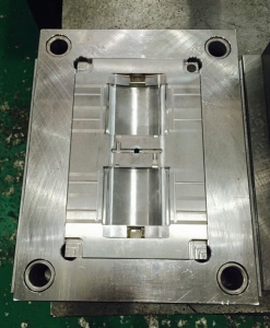 Y300422儀器塑膠制品，深圳塑膠模具廠，注塑模具加工